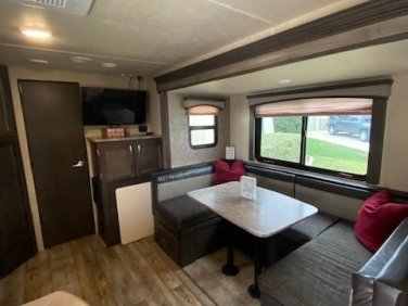 2017 FOREST RIVER SONOMA 240RBK
