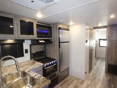 2022 CROSSROADS ZINGER 340BH