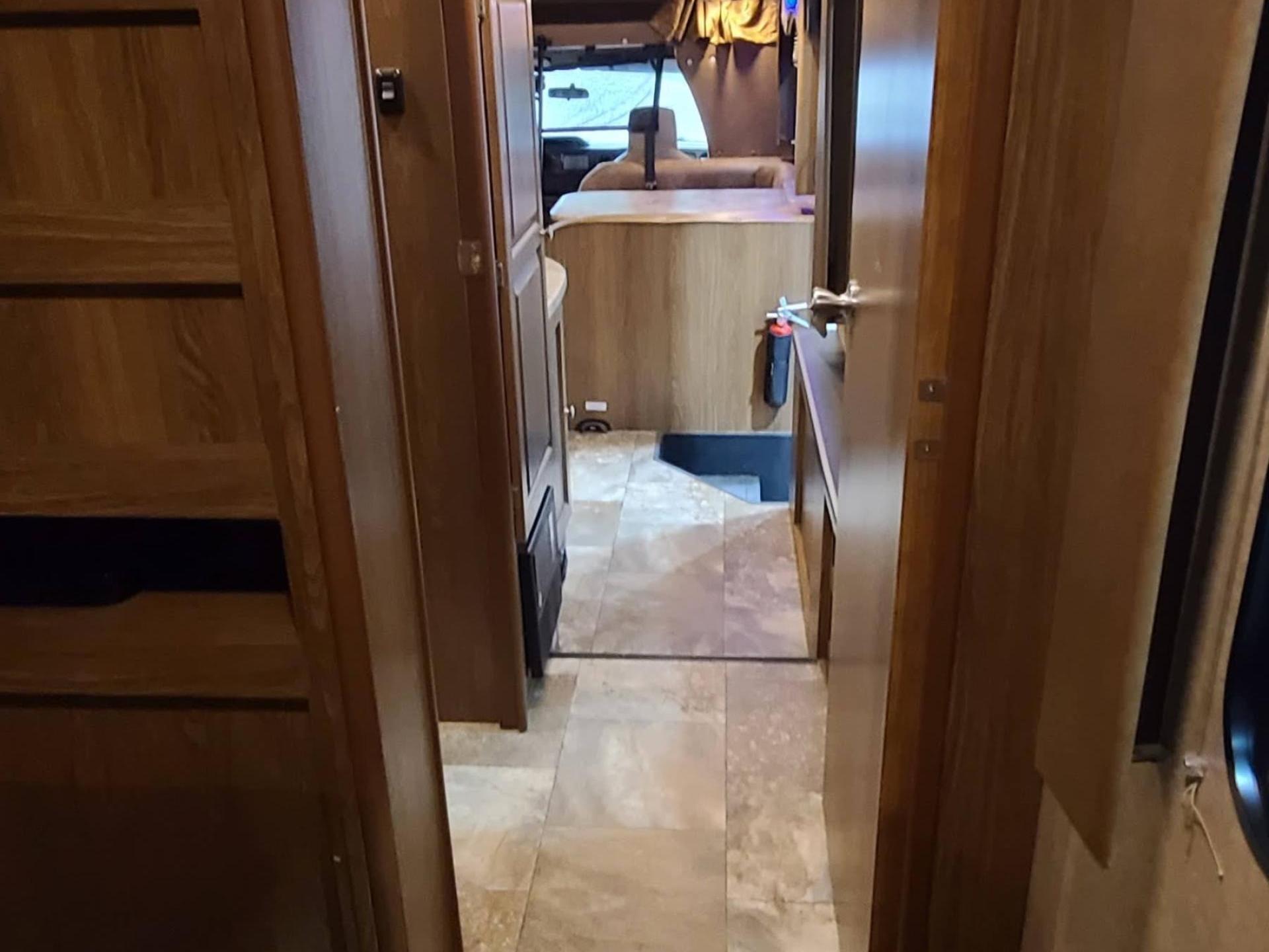 2015 COACHMEN LEPRECHAN 31