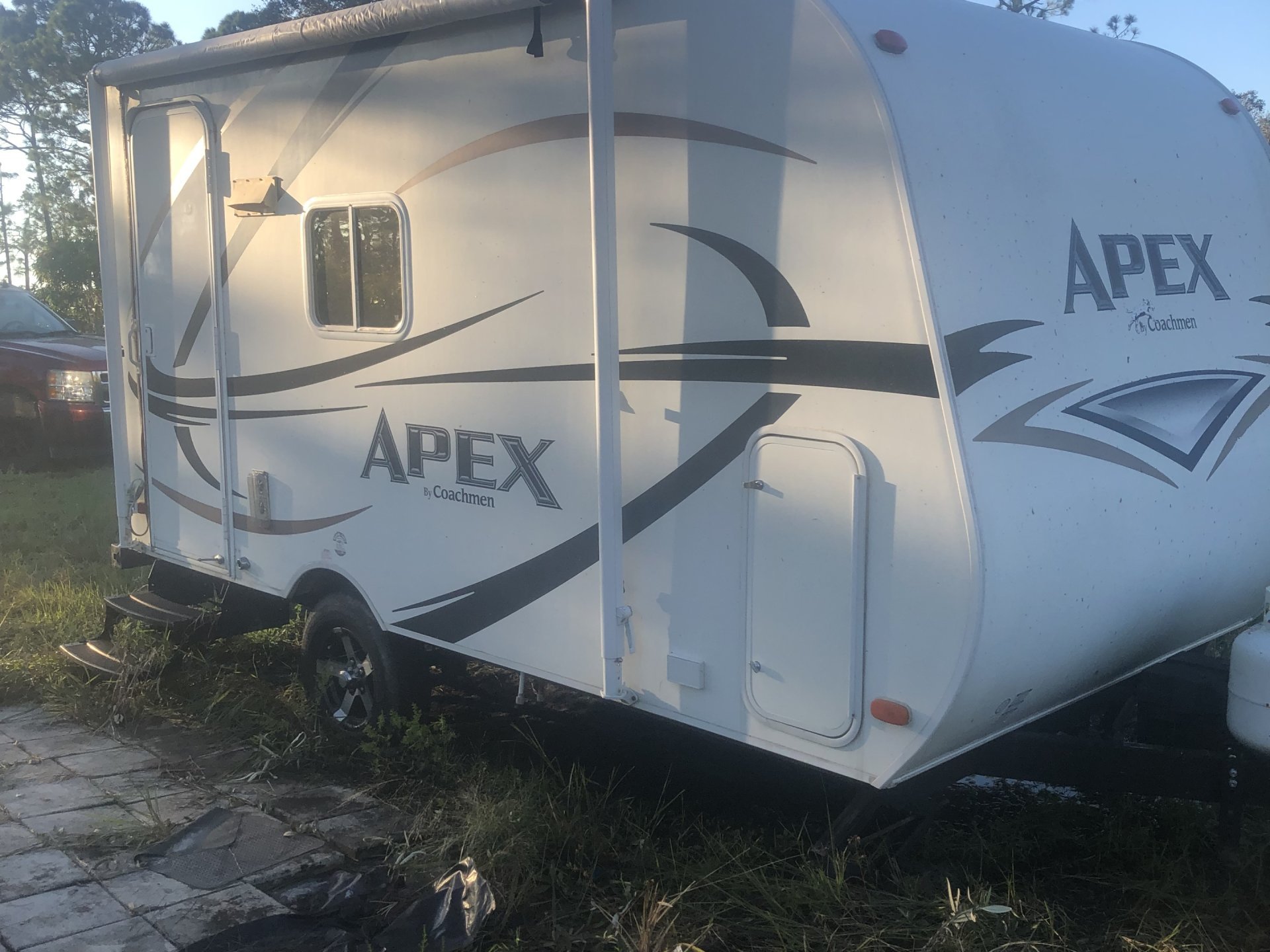 2016 COACHMEN APEX 17X