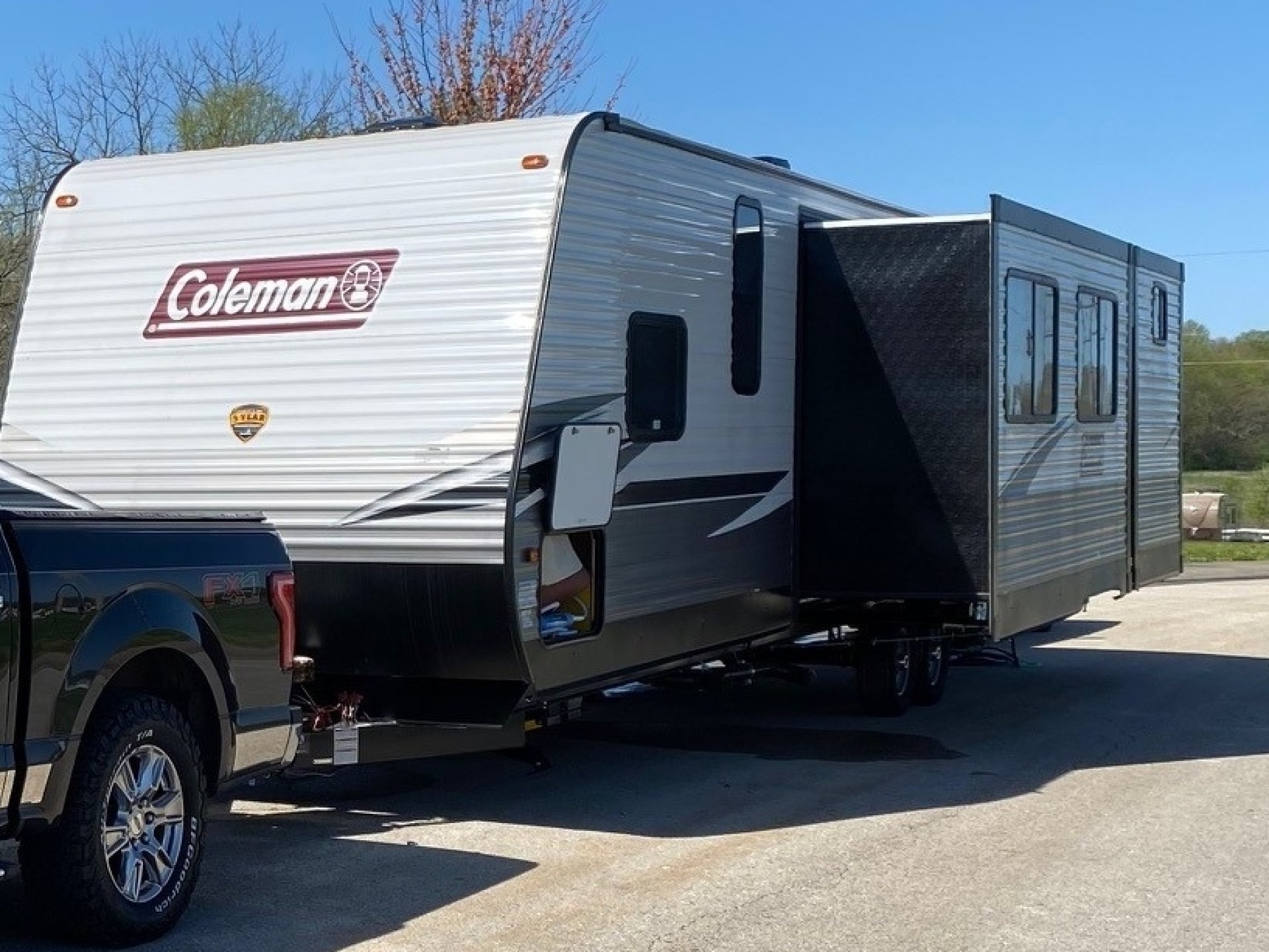 2021 COLEMAN COLEMAN LANTERN 337BH Good Sam RV Rentals