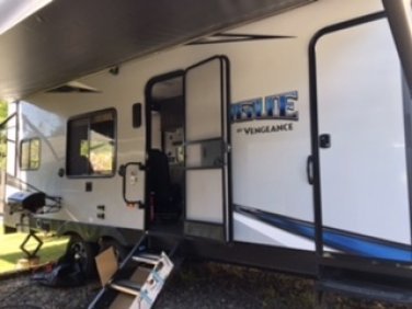 2019 Forest River VENGEANCE 25V