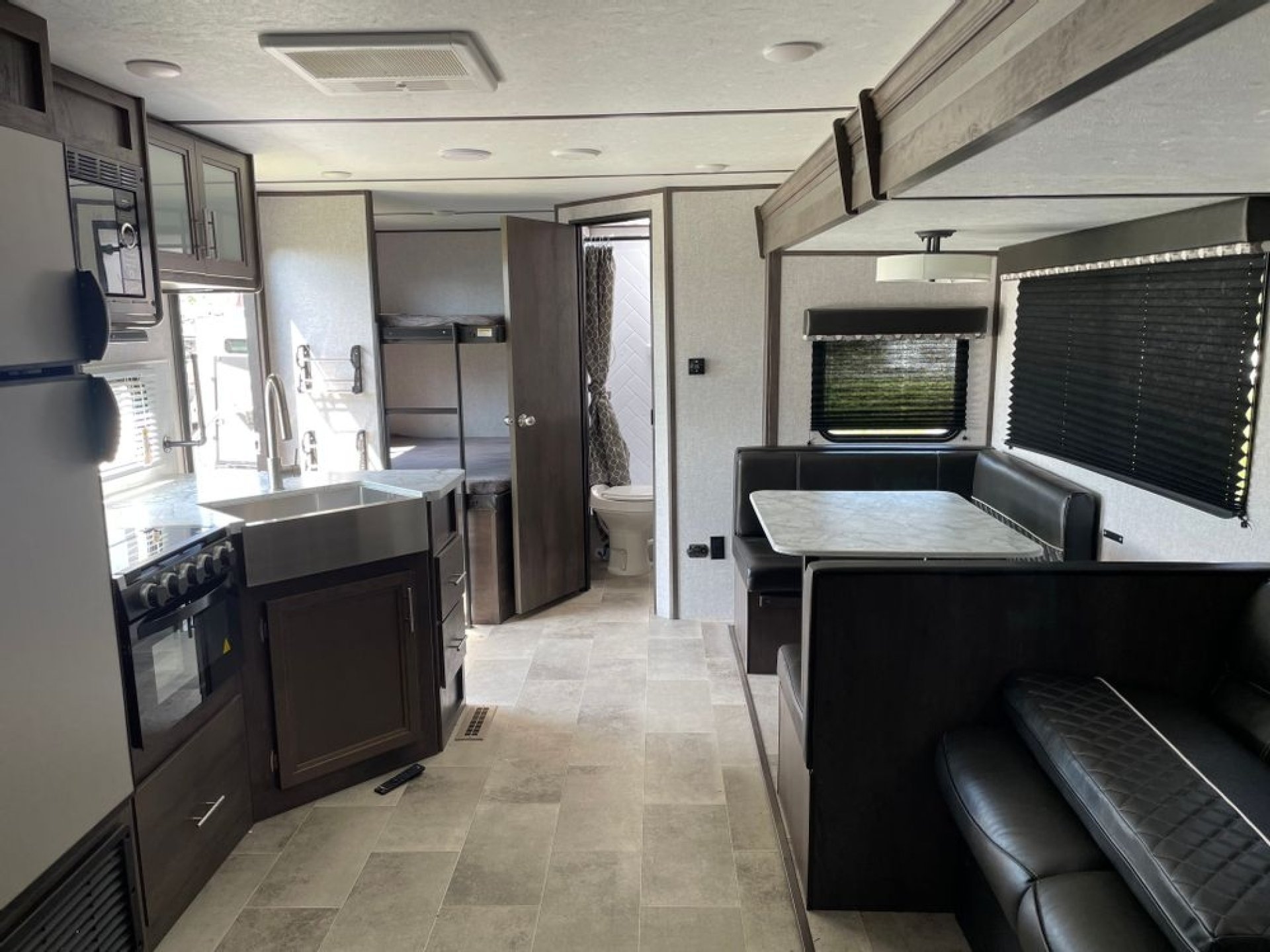 2021 DUTCHMEN COLEMAN 2755BH