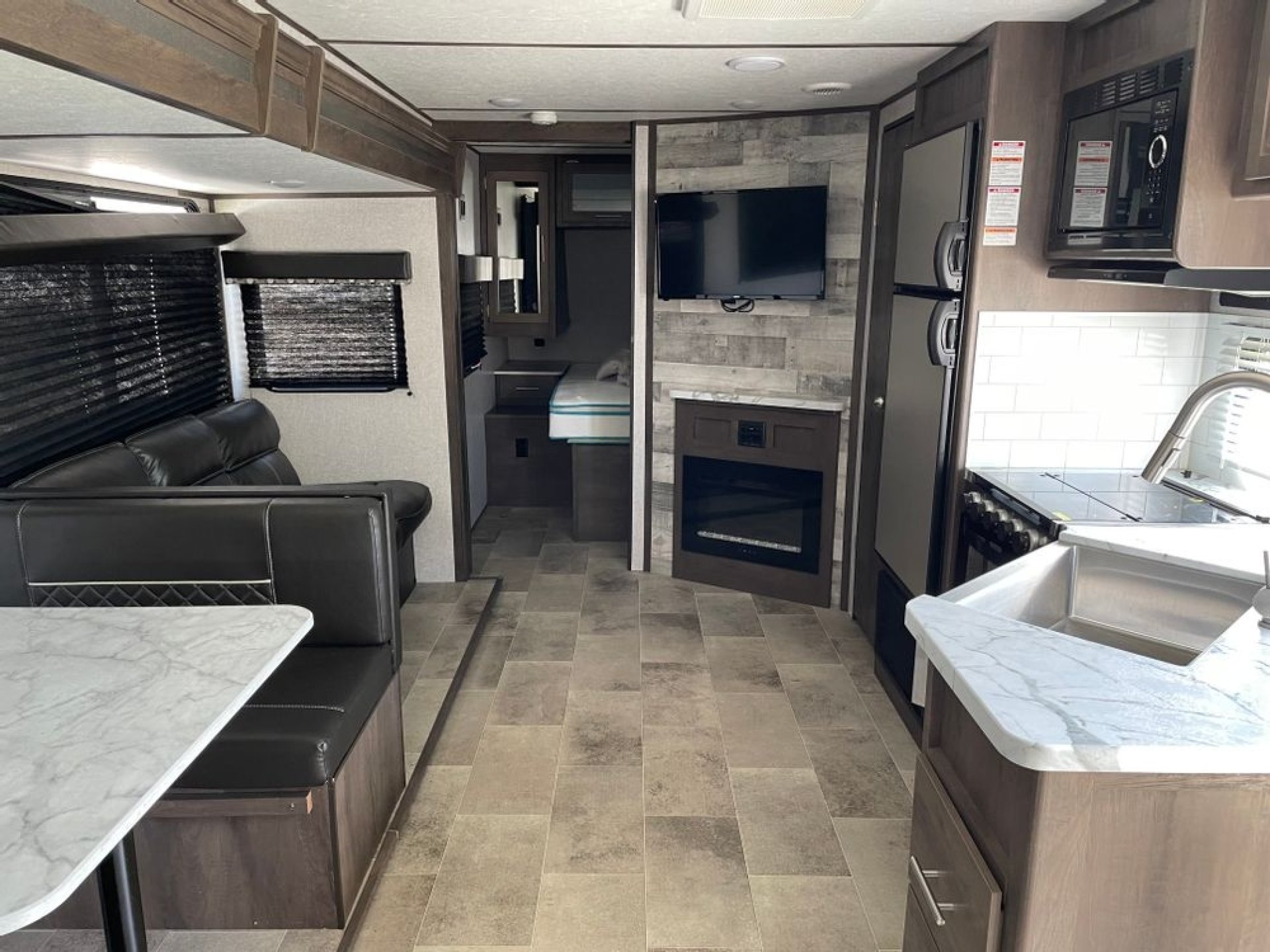 2021 DUTCHMEN COLEMAN 2755BH