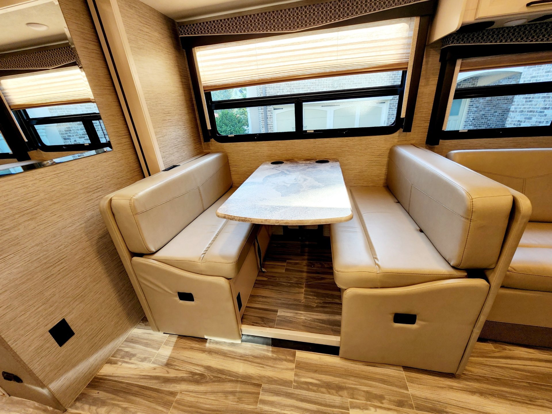 2021 THOR MOTOR COACH A.C.E. 30.3