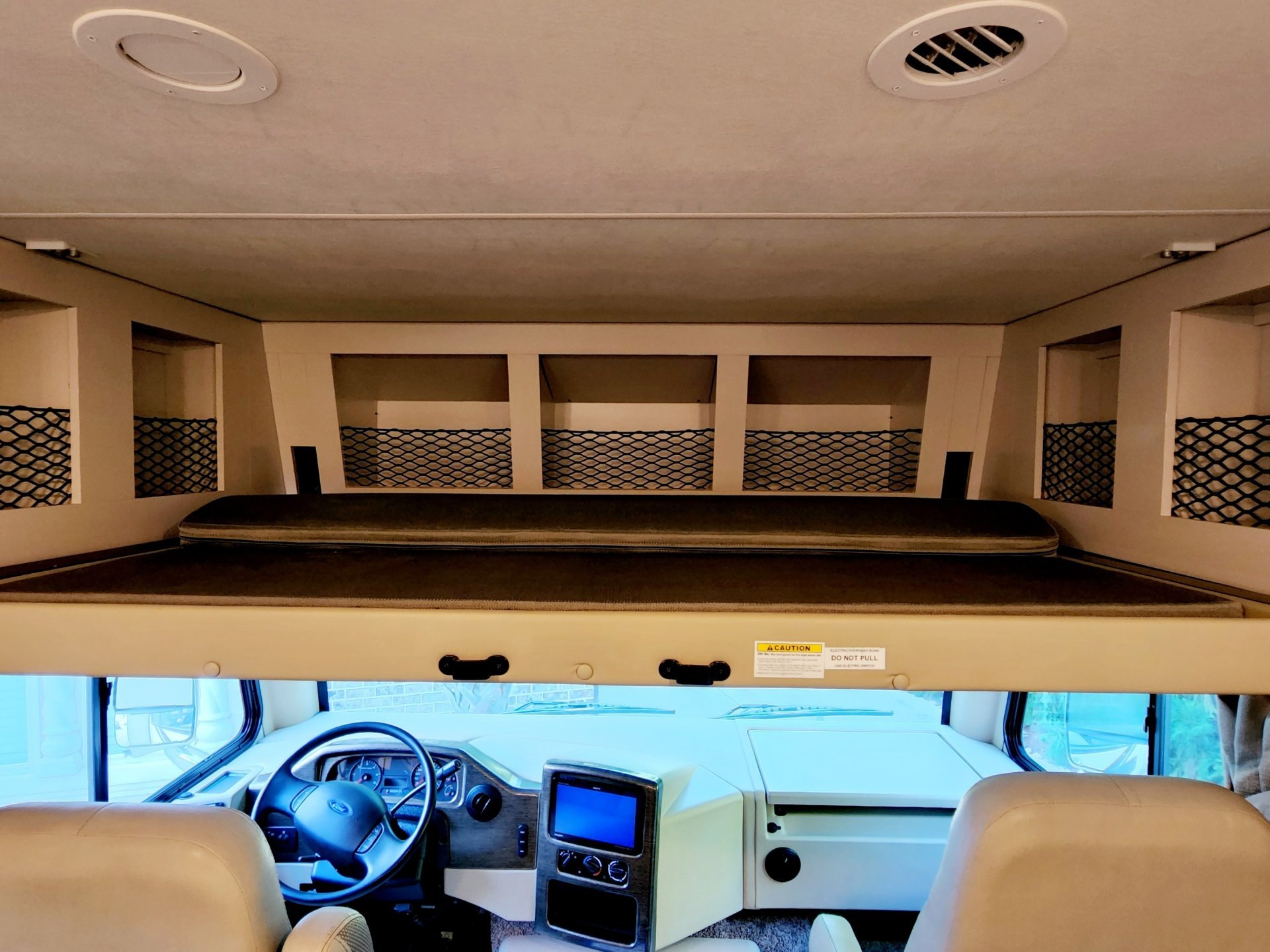 2021 THOR MOTOR COACH A.C.E. 30.3