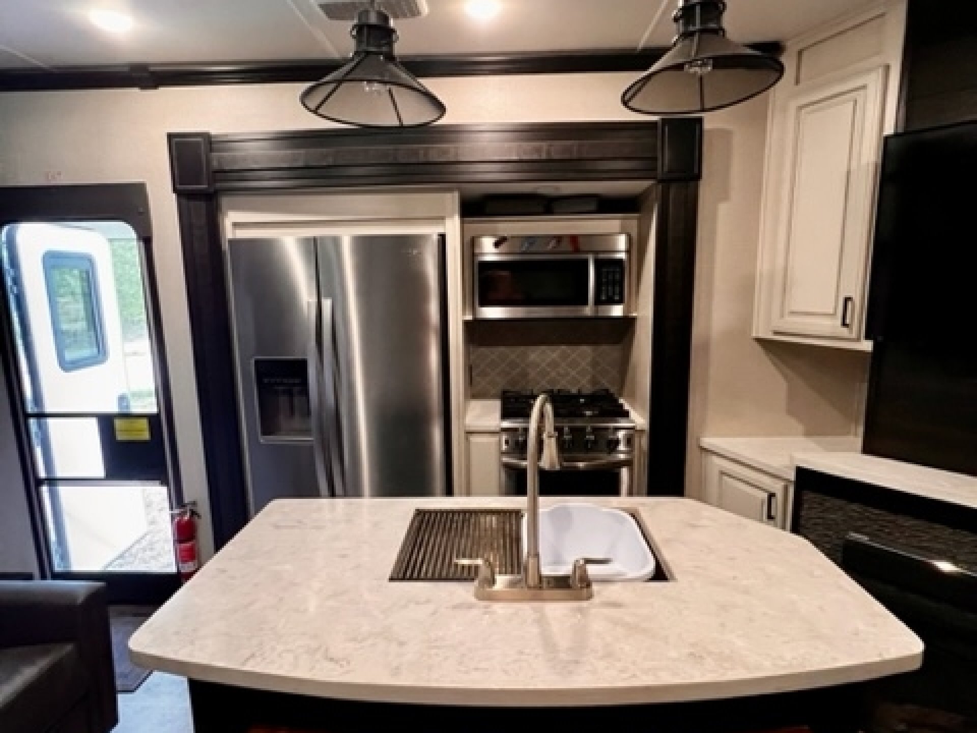 2021 HIGHLAND RIDGE OPEN RANGE OF427BHS