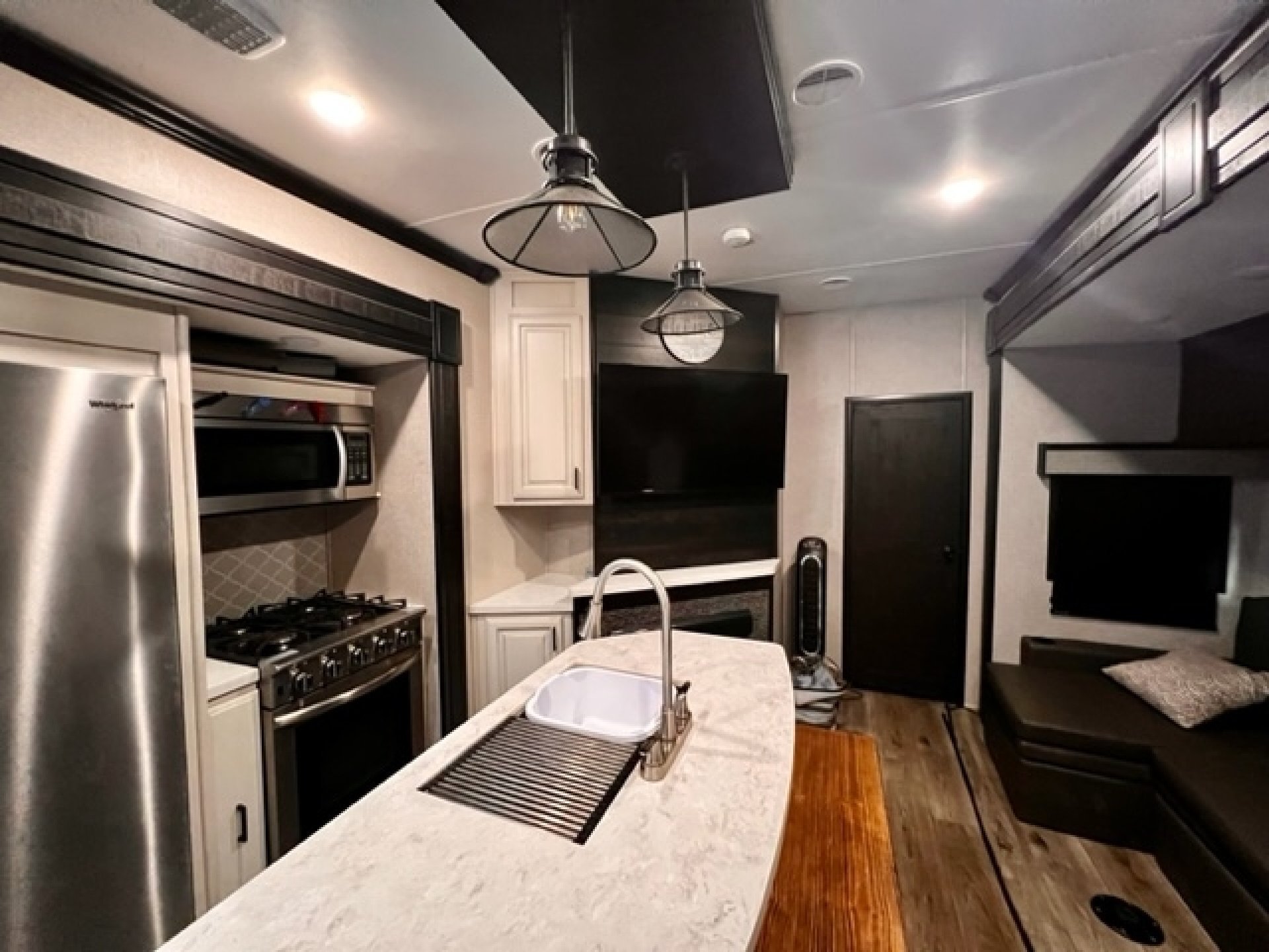 2021 HIGHLAND RIDGE OPEN RANGE OF427BHS