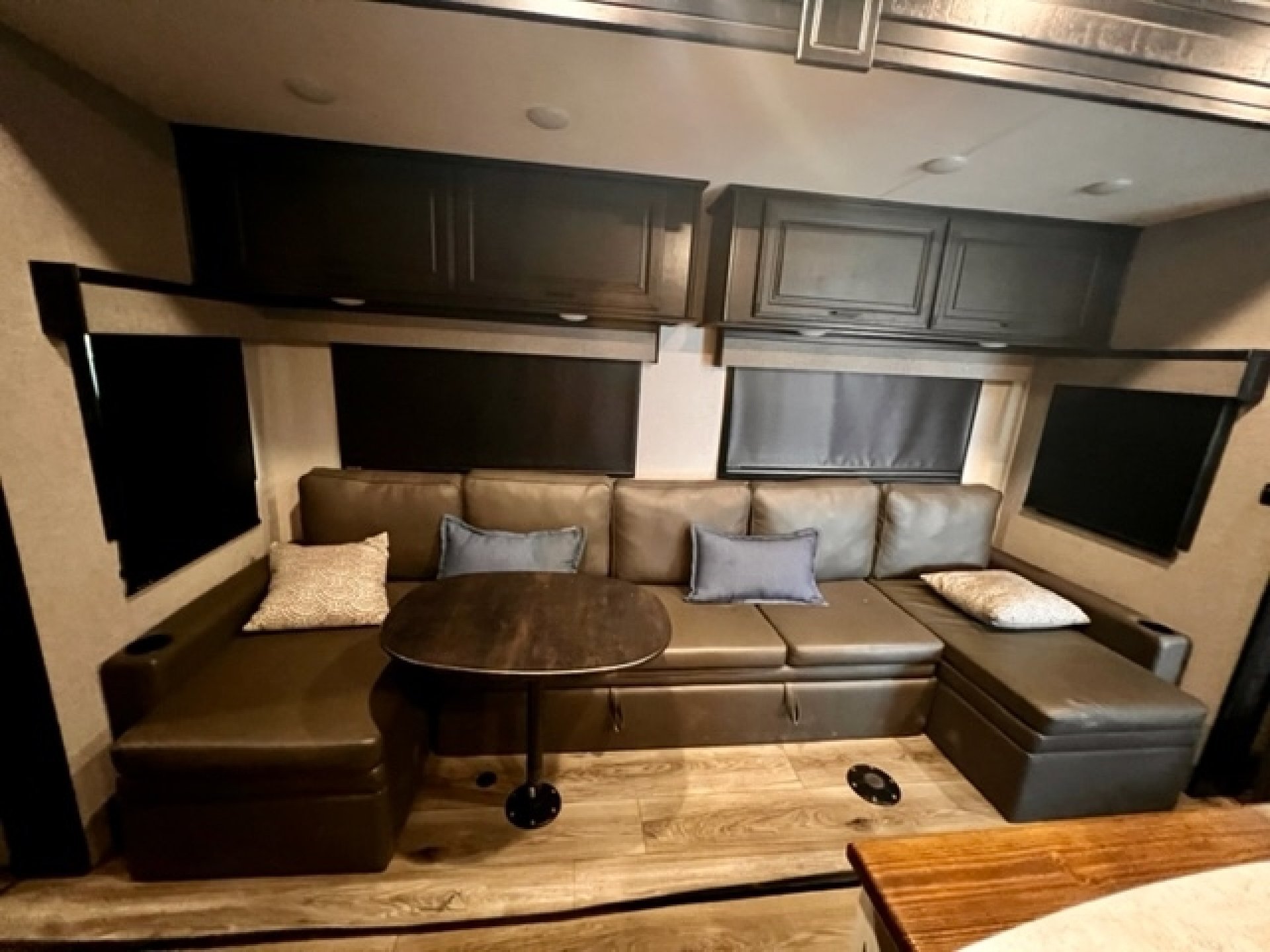 2021 HIGHLAND RIDGE OPEN RANGE OF427BHS