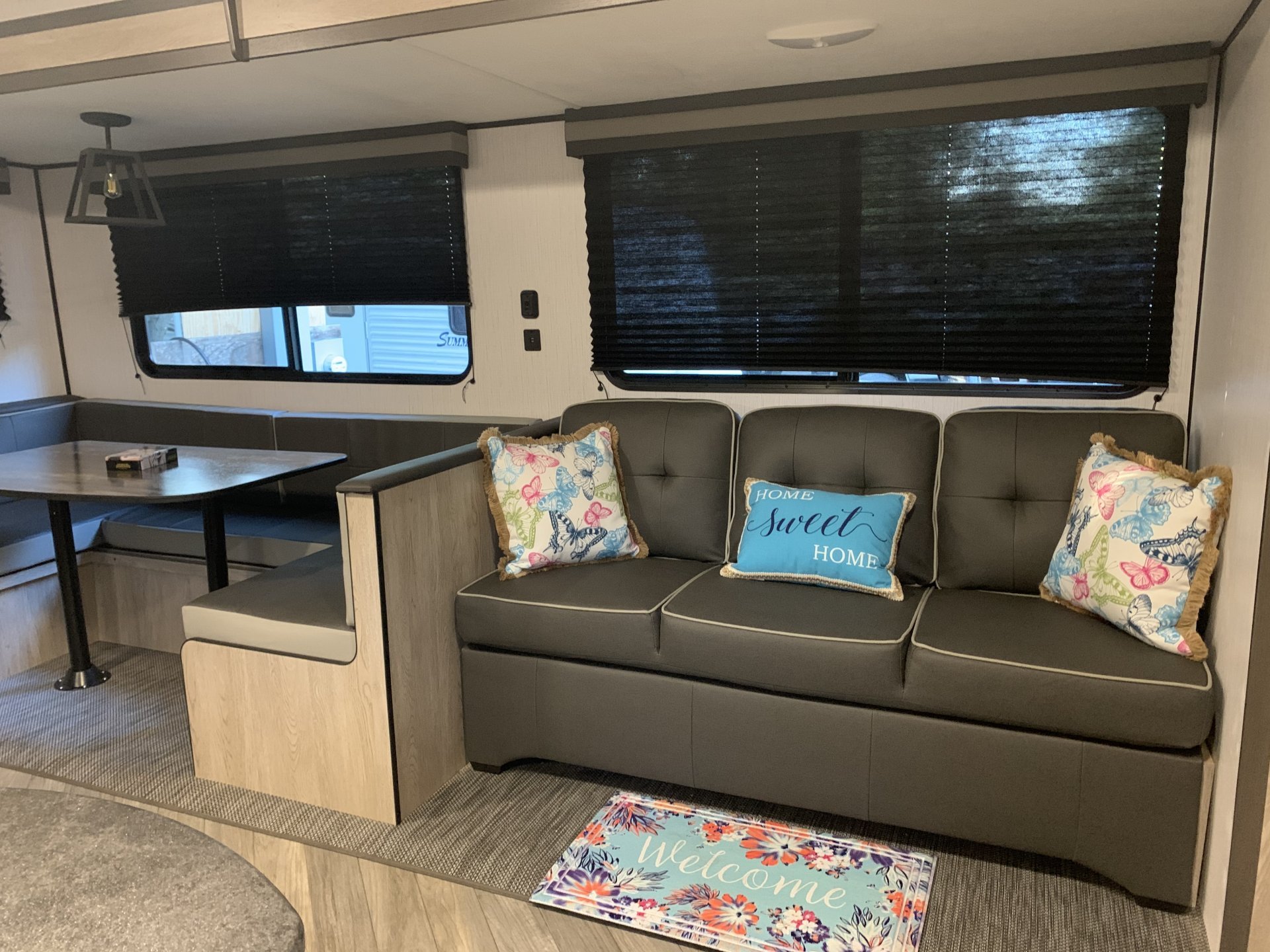 Heartland Rv Sofa Bed Air Mattress Baci Living Room