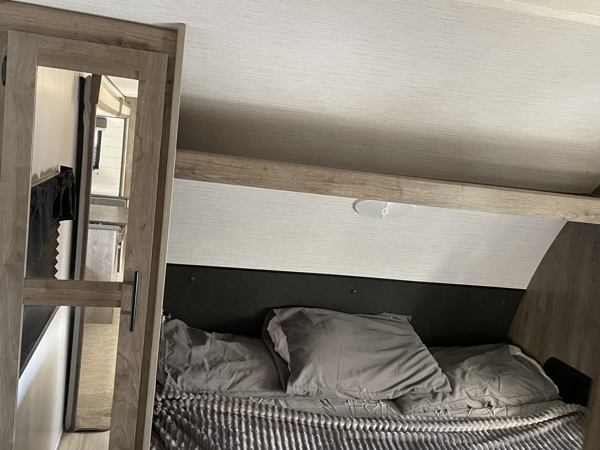 2021 HEARTLAND PIONEER QB 300