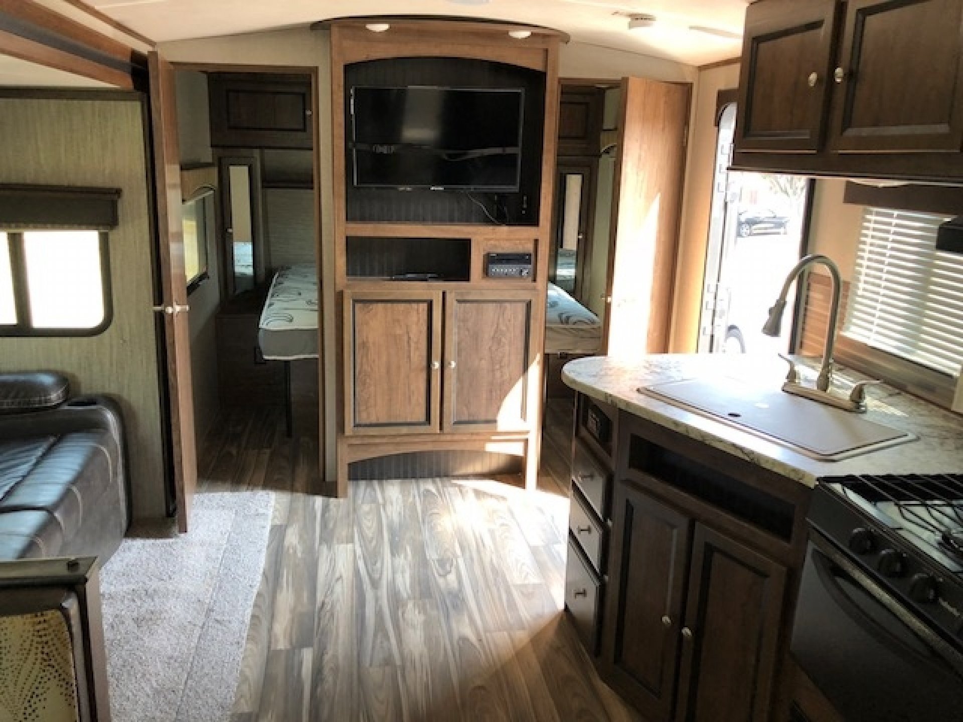 2018 CRUISER MPG 2750BH Good Sam RV Rentals