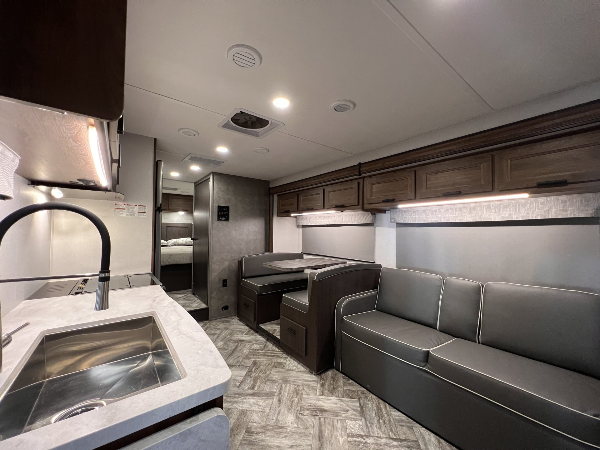 2023 Forest River  Sunseeker 2850SLE