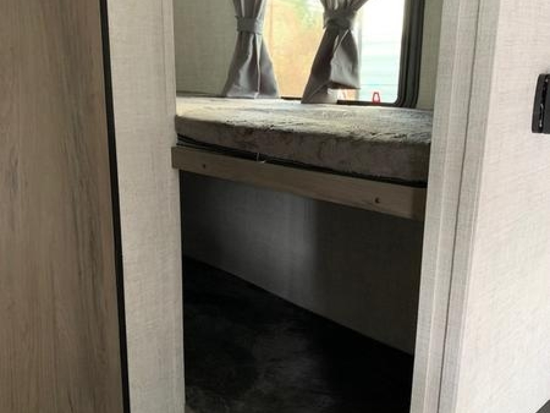 2021 GULF STREAM AMERI-LITE SUPER LITE 19DS