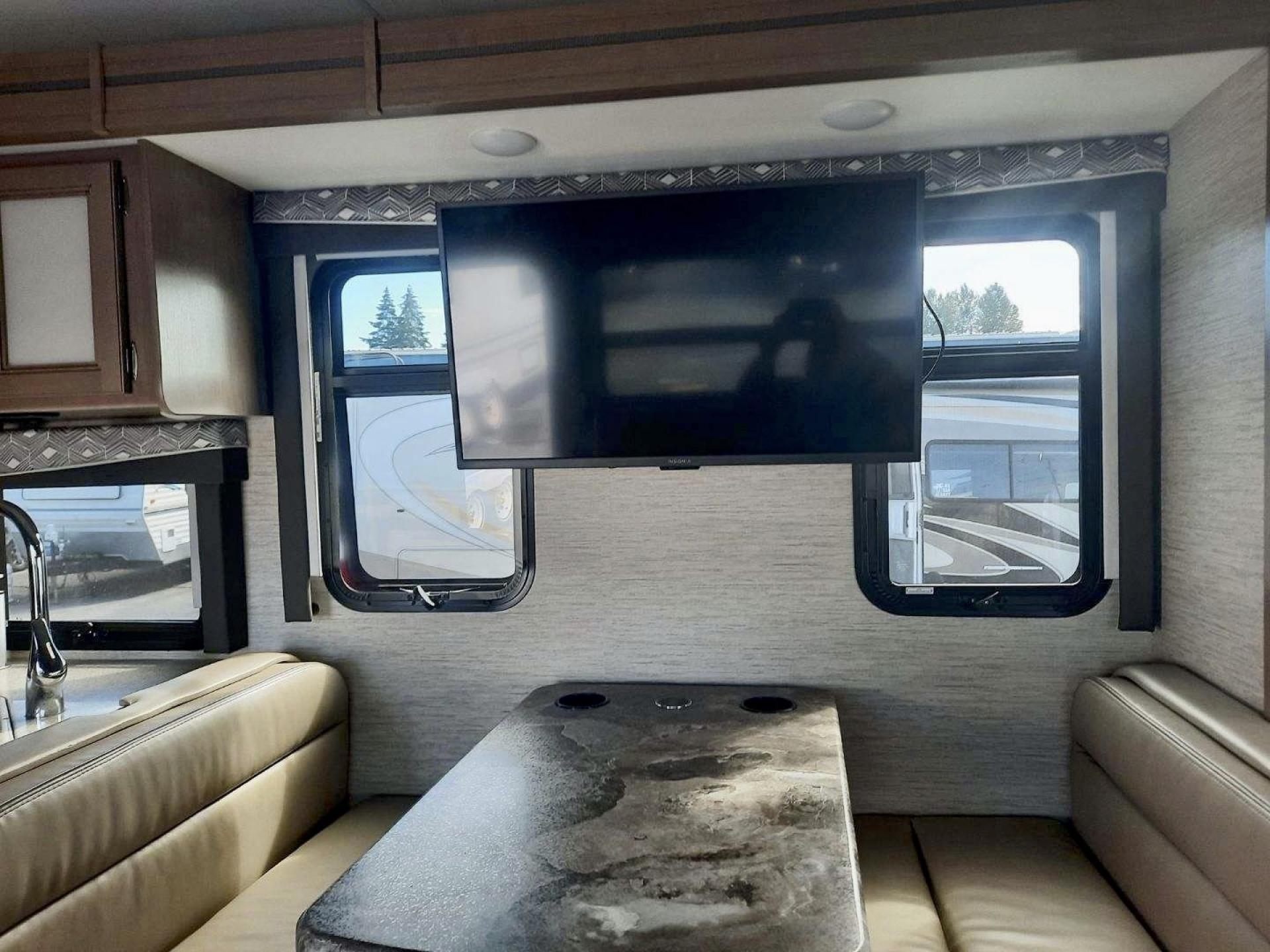 2023 THOR FOUR WINDS 31E