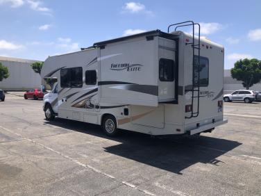 2017 THOR MOTOR COACH FREEDOM ELITE 26 H
