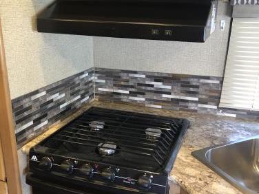 2017 THOR MOTOR COACH FREEDOM ELITE 26 H