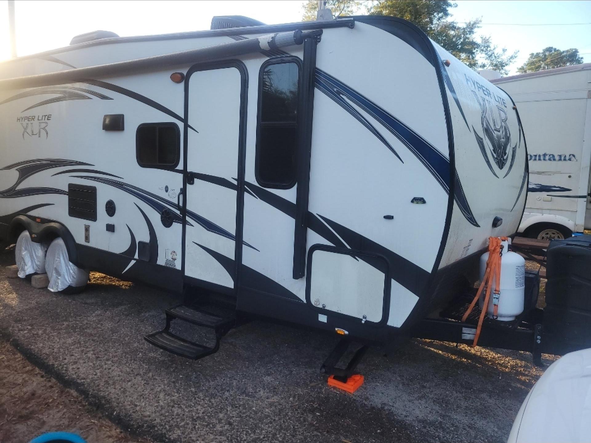 2014 FOREST RIVER XLR HYPER LITE 27HFS