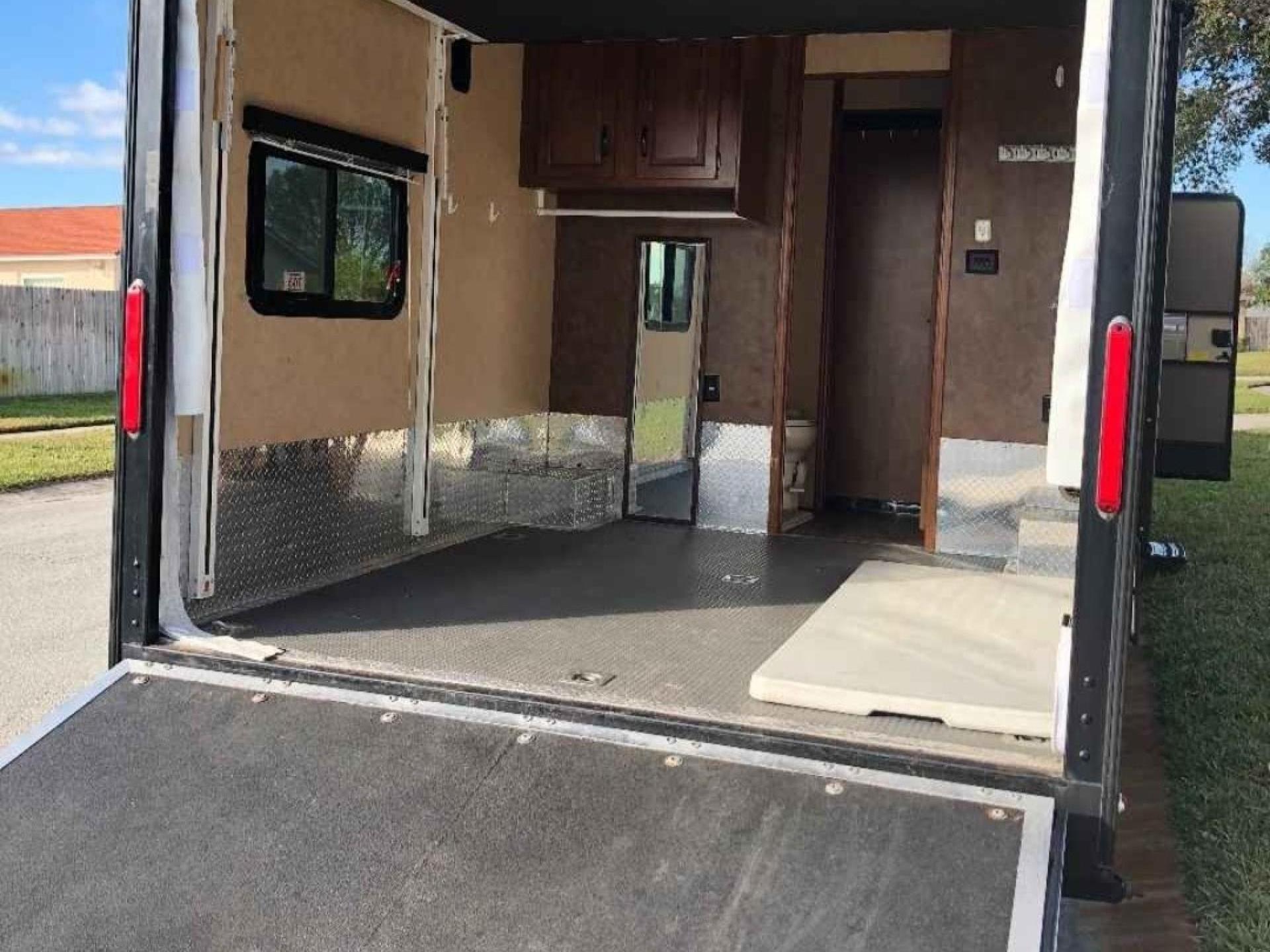 2014 FOREST RIVER XLR HYPER LITE 27HFS