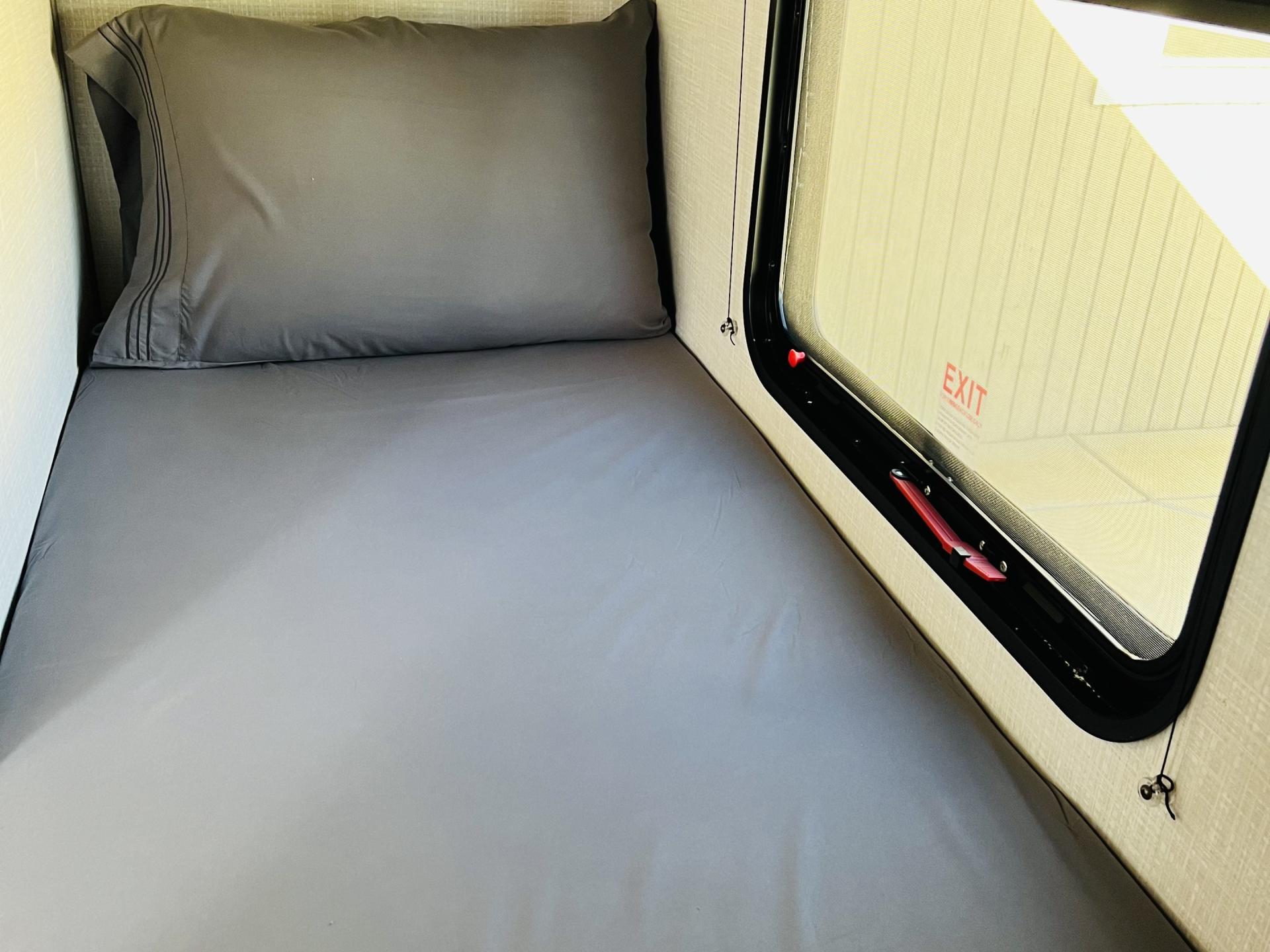 2023 COLEMAN COLEMAN LANTERN LT 17B