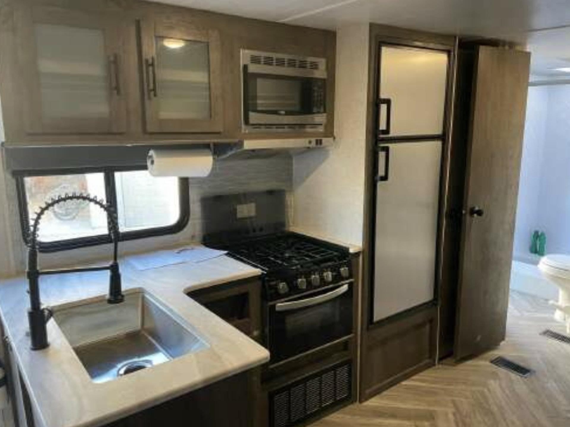 2022 FOREST RIVER SALEM LITE 26DBUD
