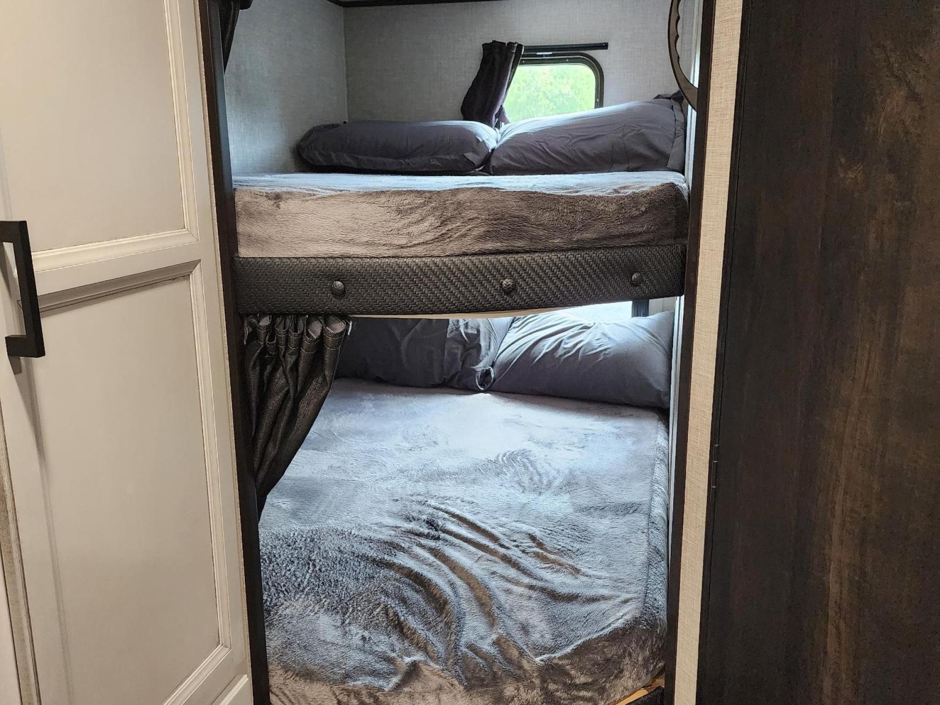 2022 JAYCO JAY FLIGHT SLX 295BHS