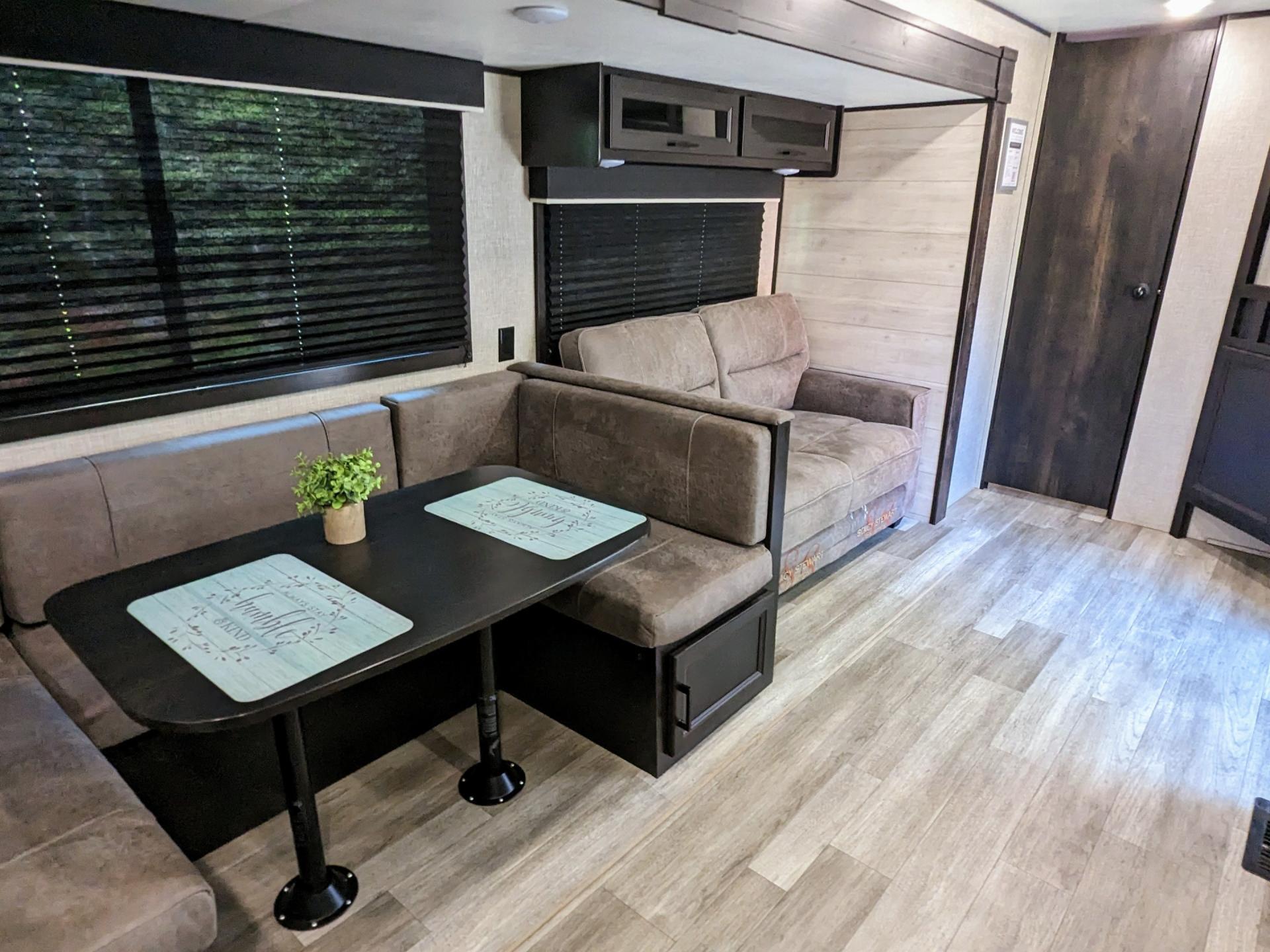 2022 JAYCO JAY FLIGHT SLX 295BHS
