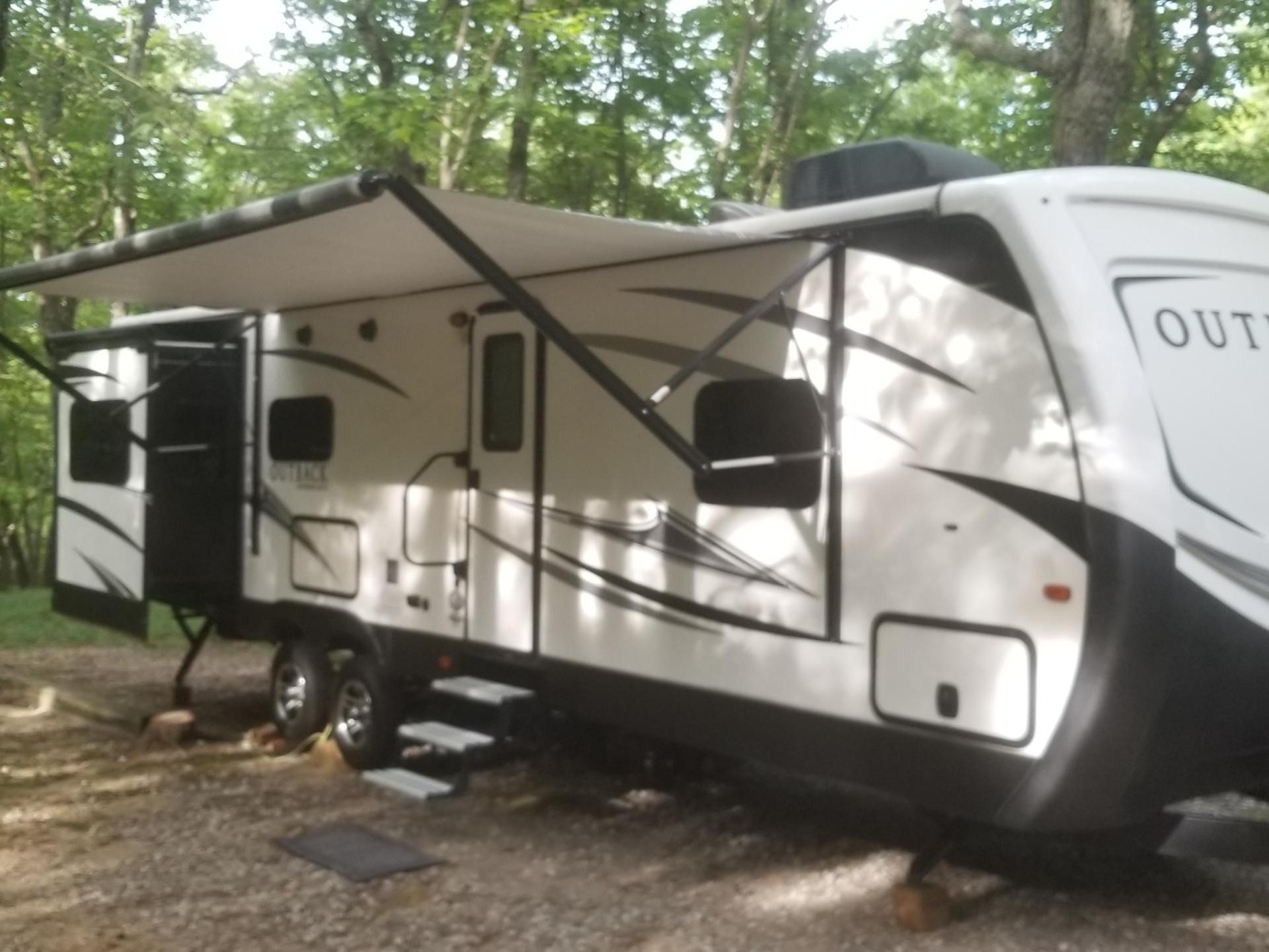 2017 KEYSTONE OUTBACK SUPER-LITE 298re