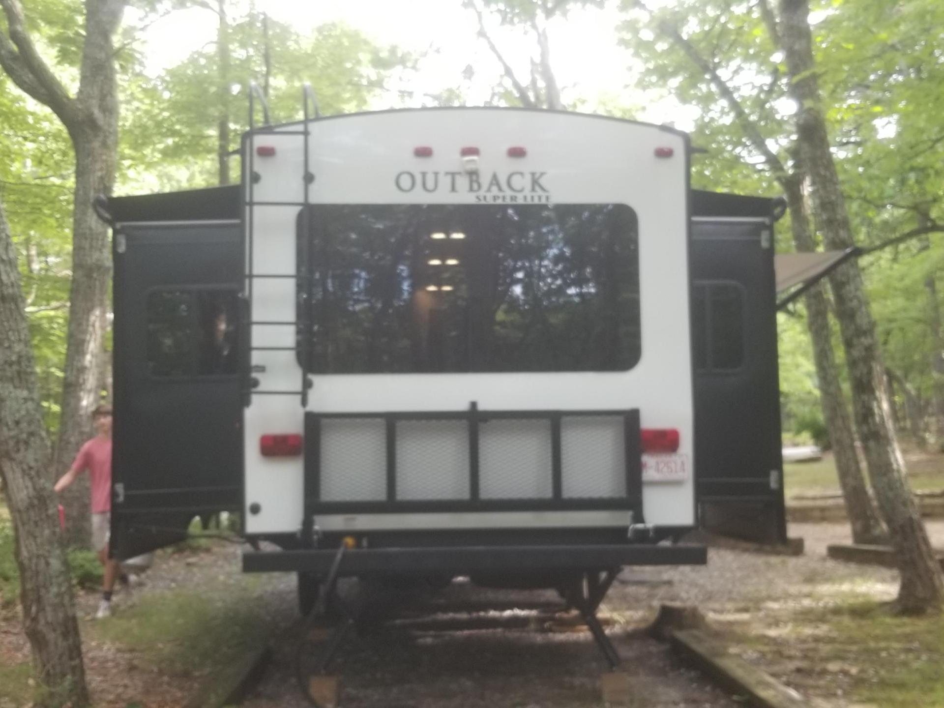 2017 KEYSTONE OUTBACK SUPER-LITE 298re