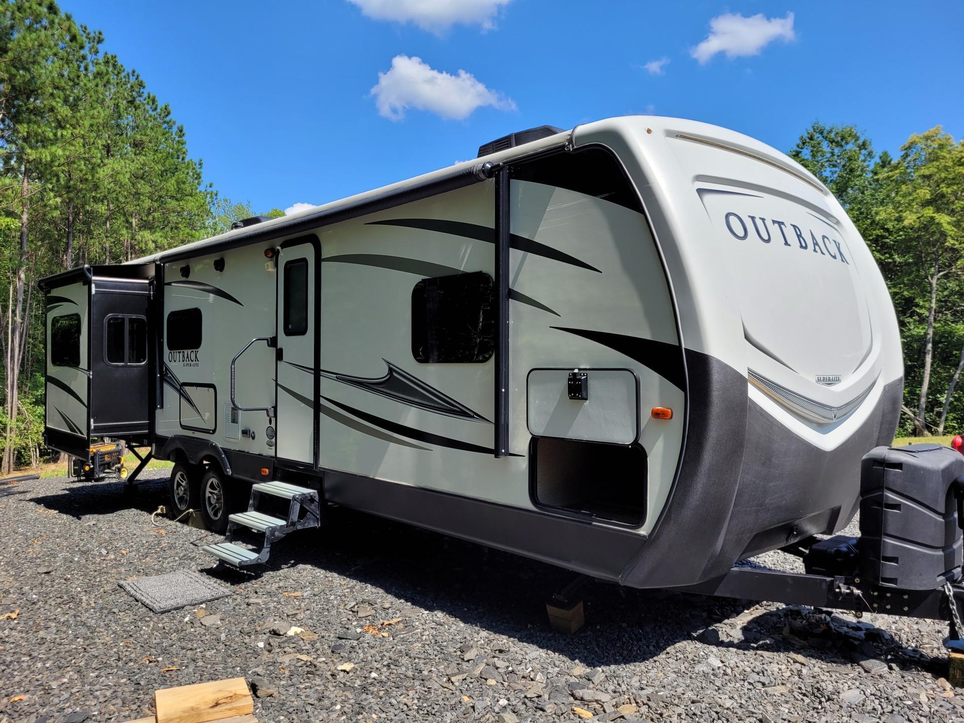 2017 KEYSTONE OUTBACK SUPER-LITE 298re