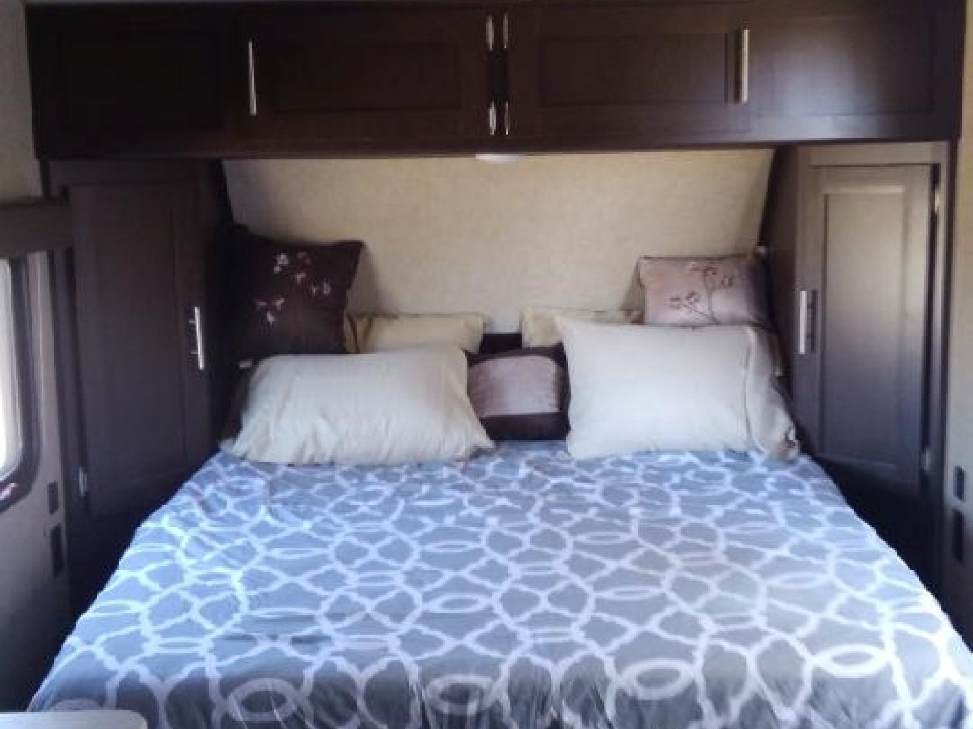 2017 Forest River Wolf pup 16FQC