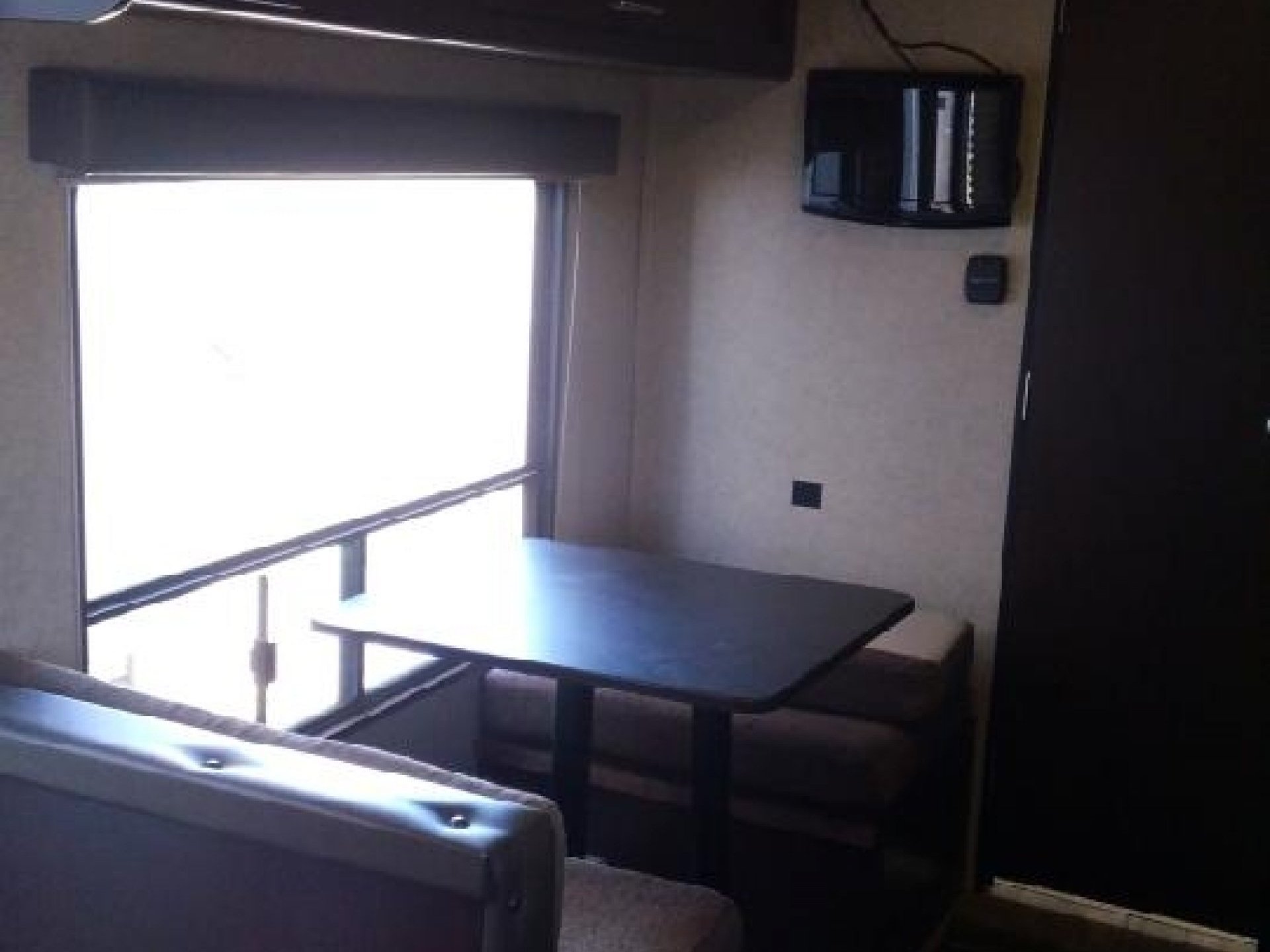 2017 Forest River Wolf pup 16FQC