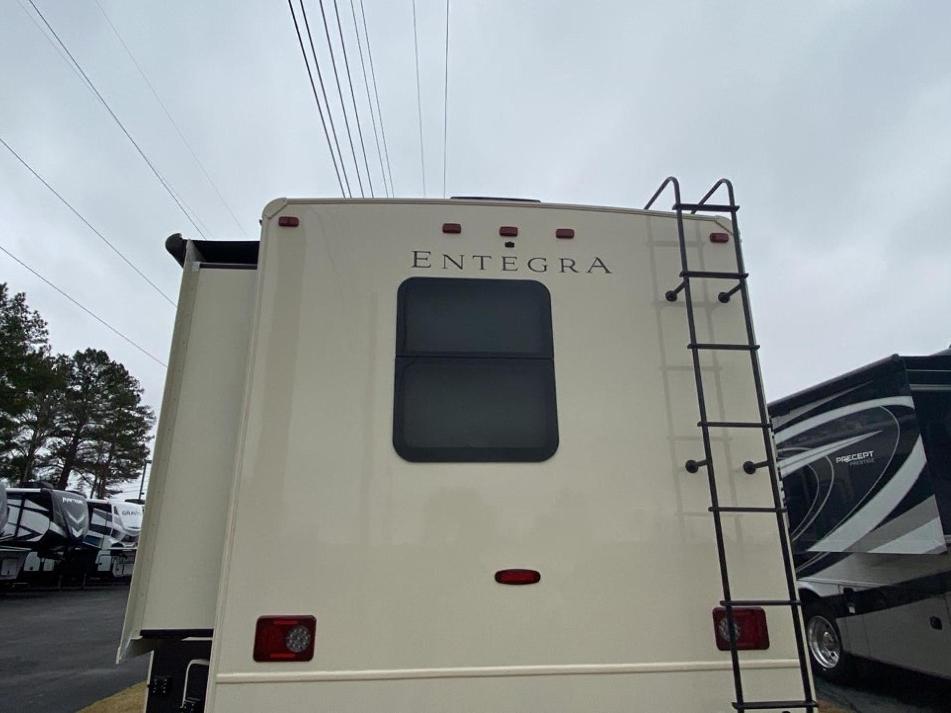 2022 ENTEGRA COACH VISION 29F