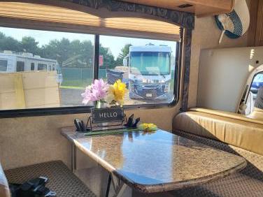 2016 THOR MOTOR COACH Fourwinds  26A