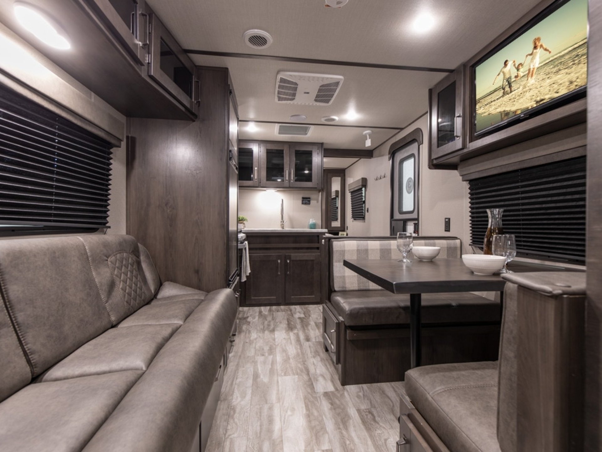 2021 GRAND DESIGN TRANSCEND XPLOR 247BH