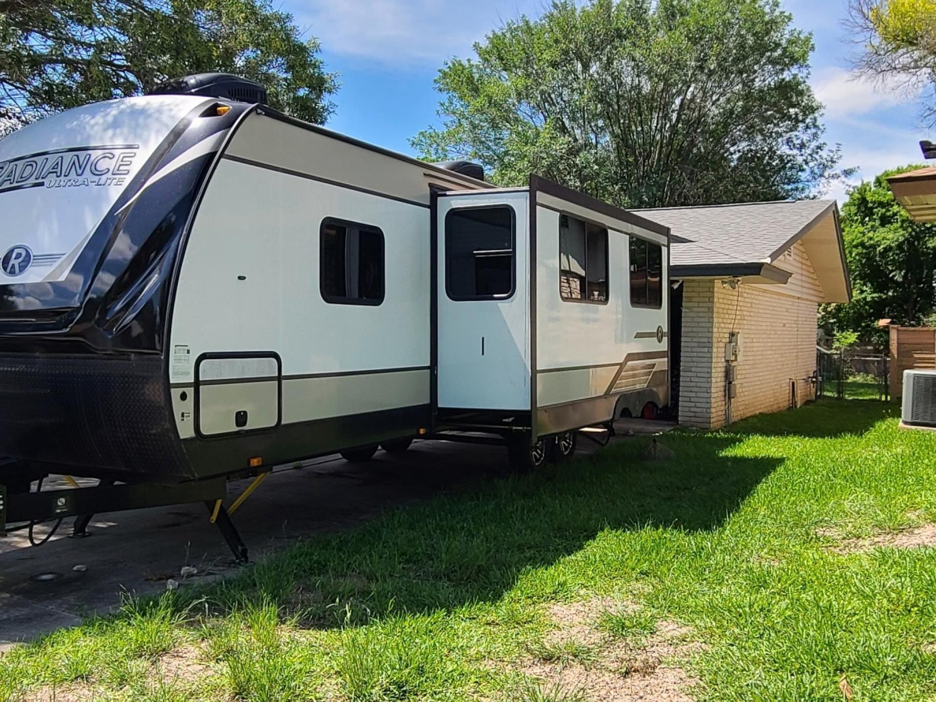 2019 CRUISER RADIANCE 26BH