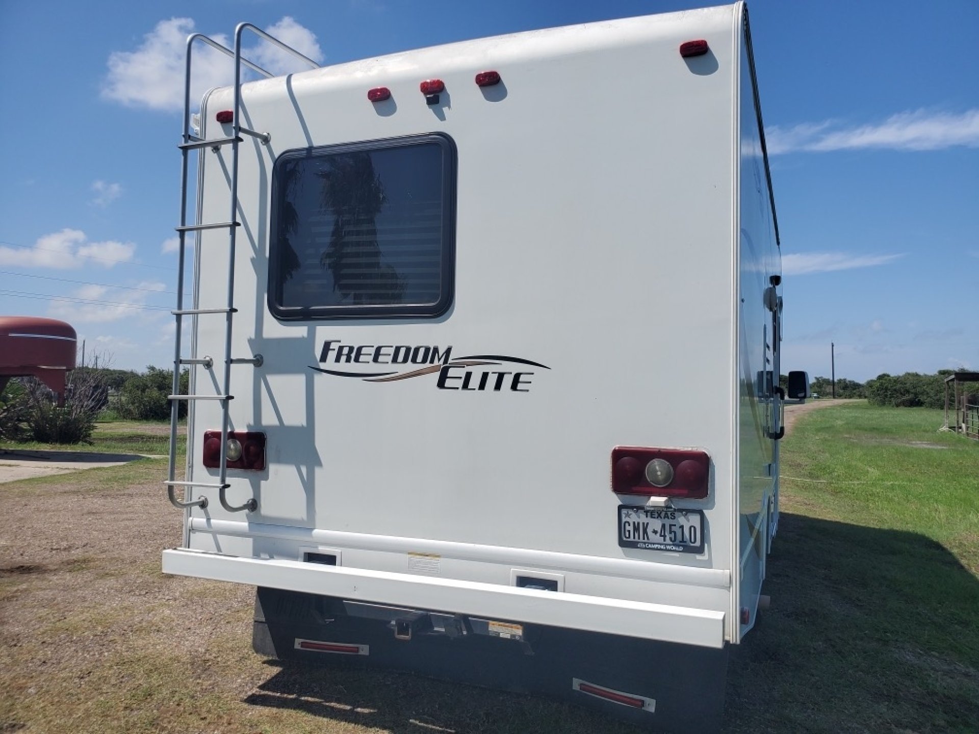 2016 FORD THOR MOTOR COACH FREEDOM ELITE