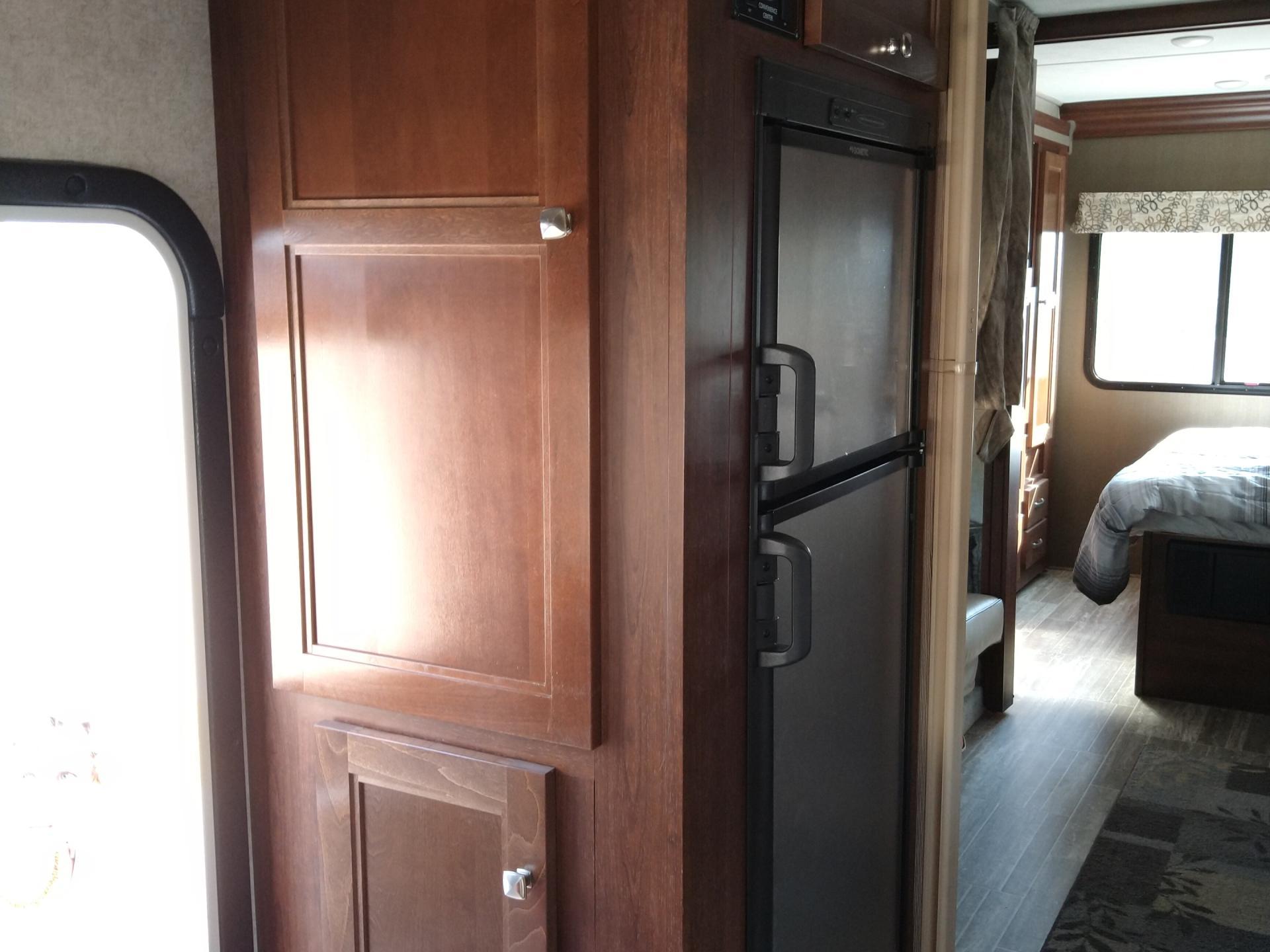 2020 FOREST RIVER FORESTER 3251DSF