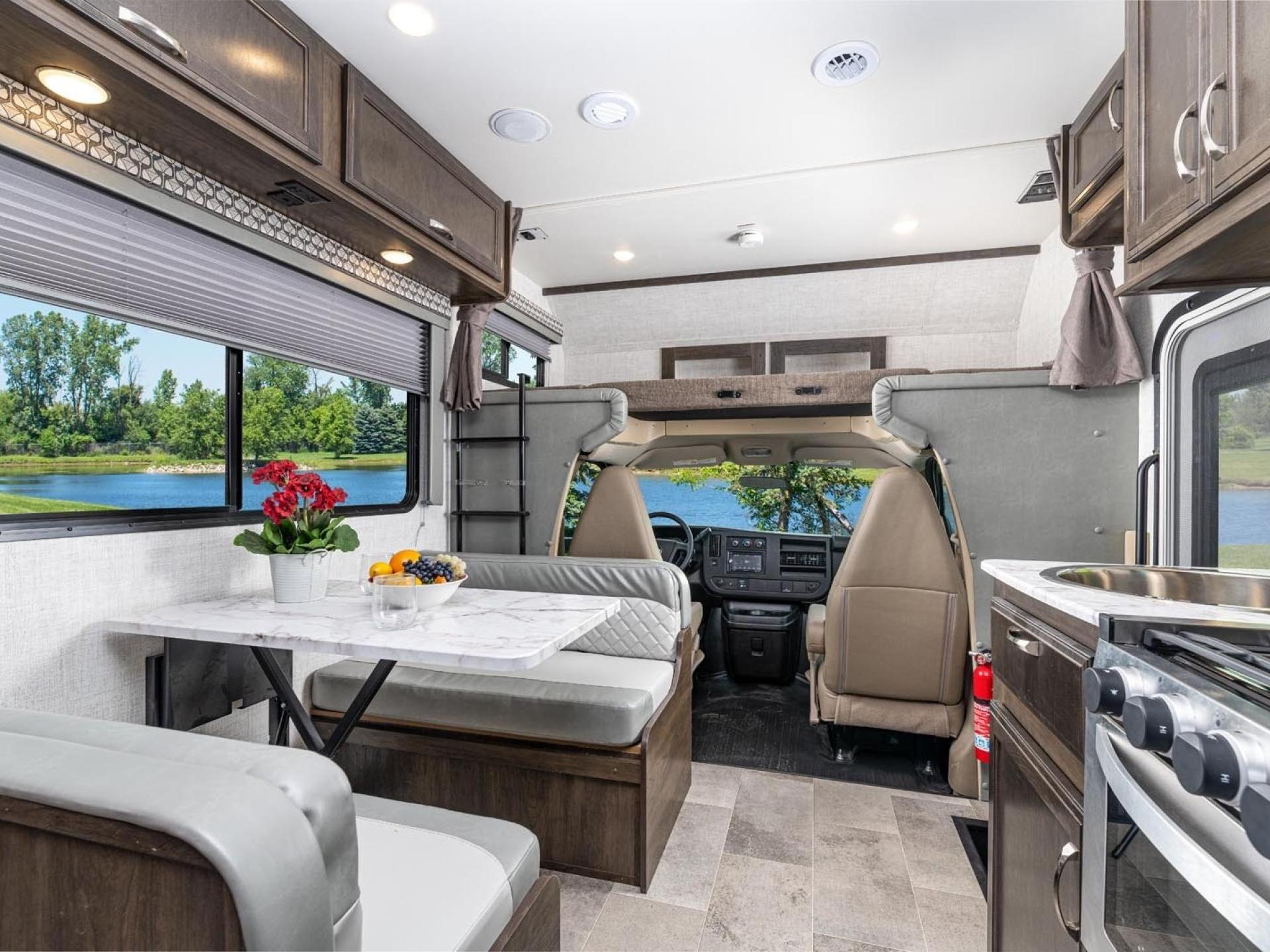 2024 GULFSTREAM CONQUEST 6237LE