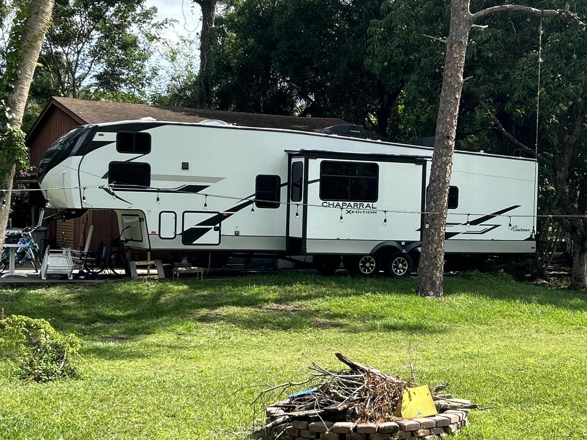 2023 Coachmen  Chaparrel 355 fbx