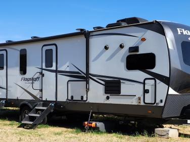 2022 Flagstaff  Classic Series 832CLSB