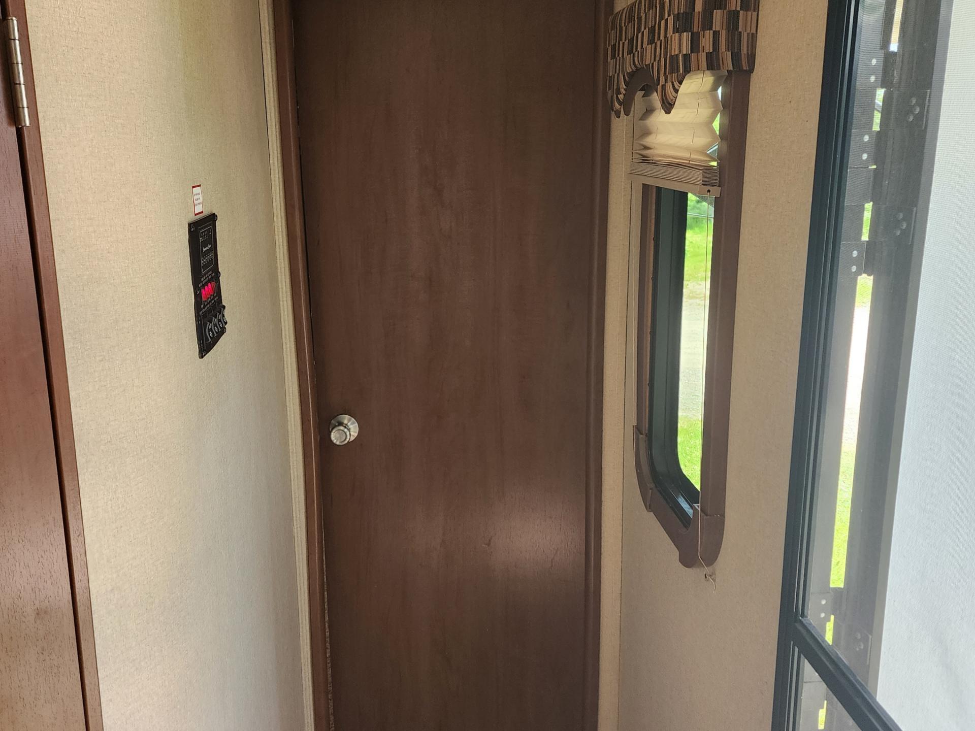 2015 DUTCHMEN DENALI 287RE