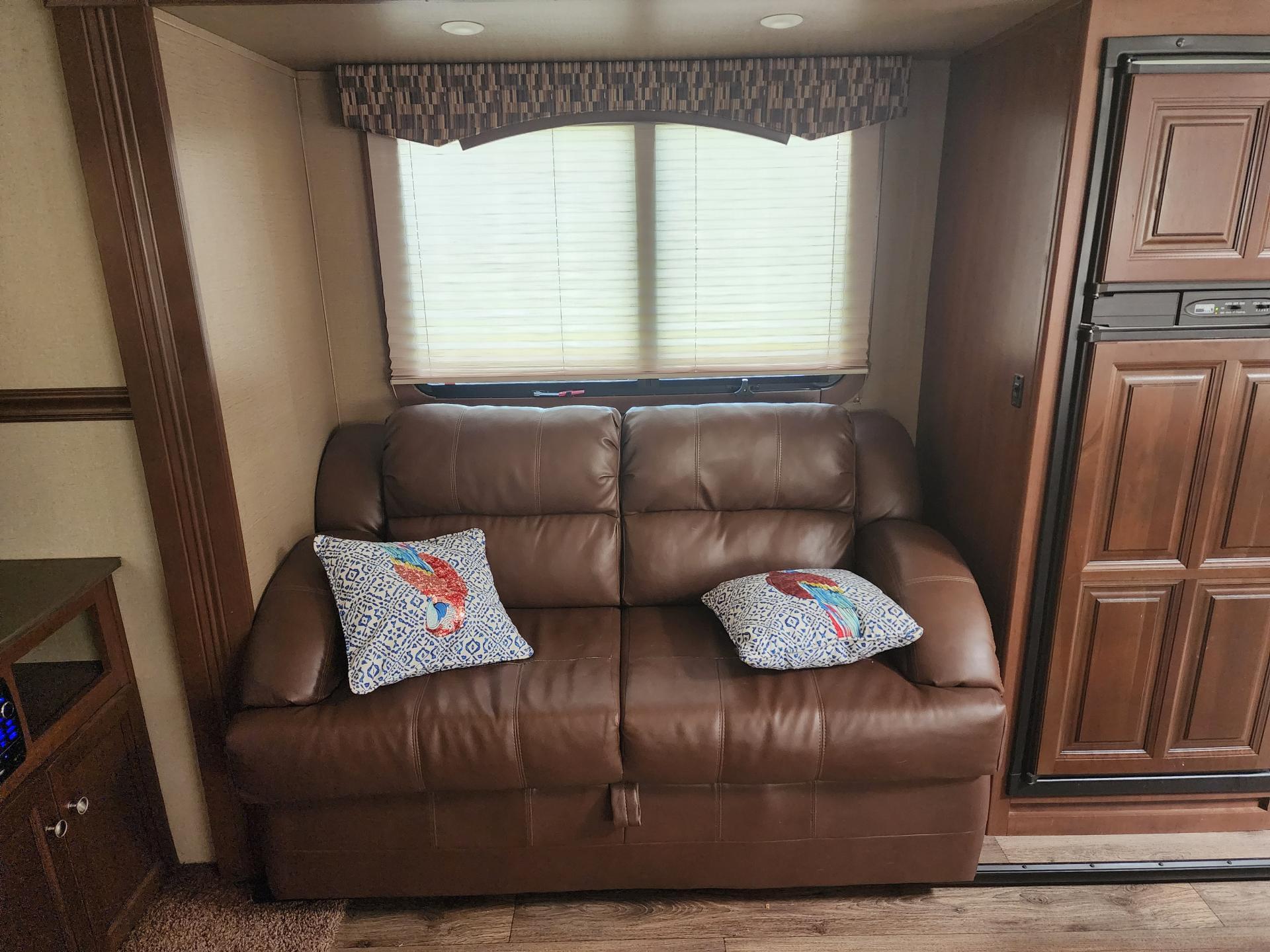 2015 DUTCHMEN DENALI 287RE