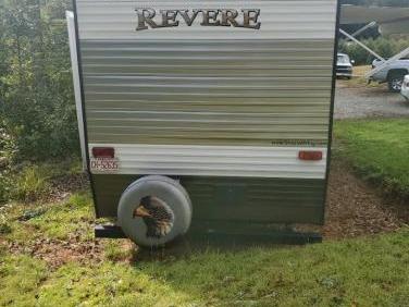 2017 SHASTA REVERE 27BH
