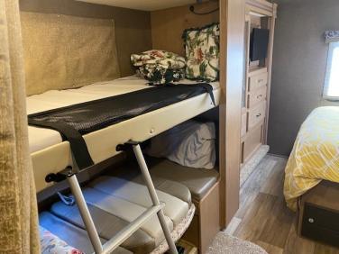 2019 THOR MOTOR COACH FOUR WINDS 30D