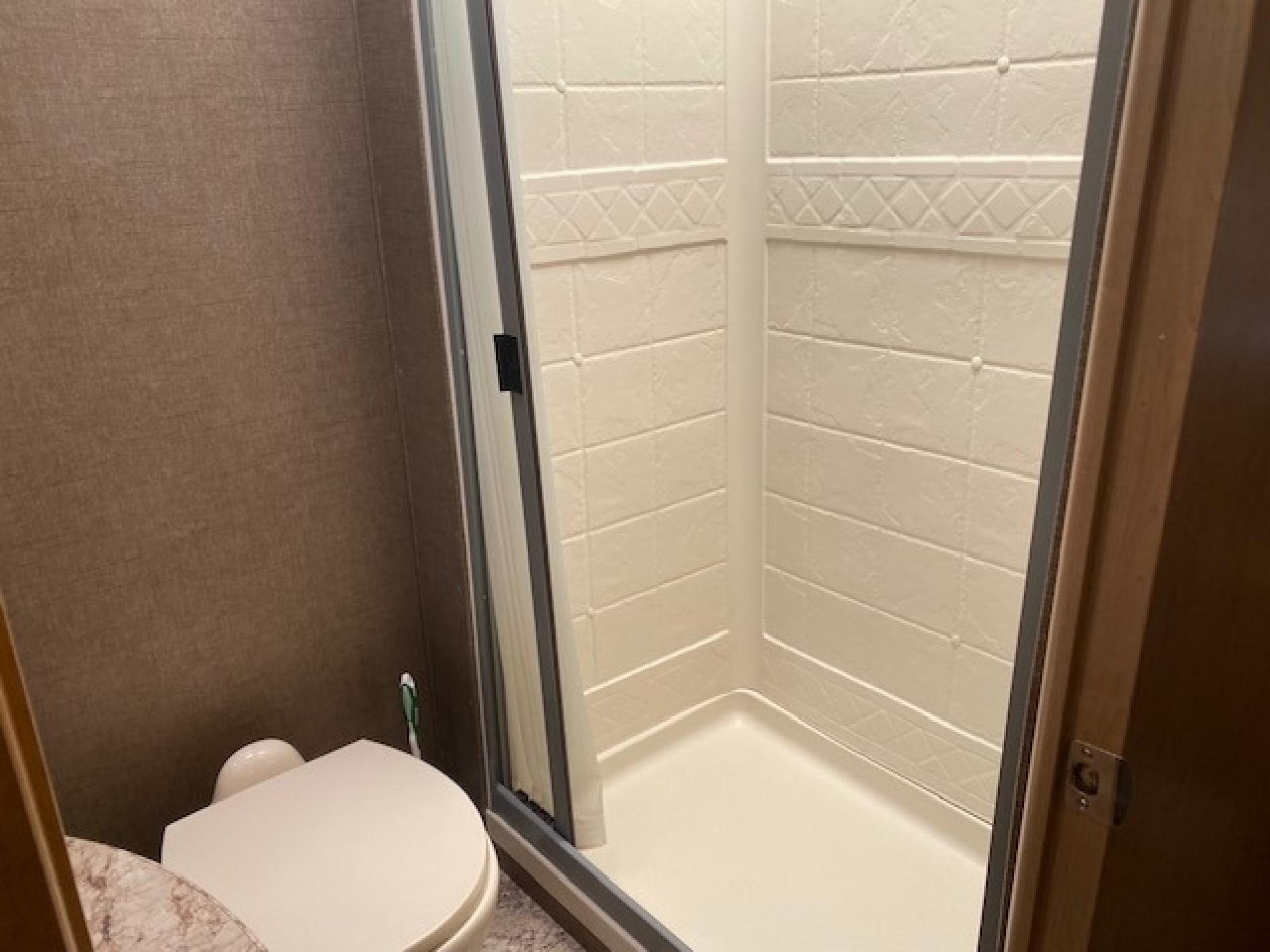 2019 THOR MOTOR COACH FOUR WINDS 30D