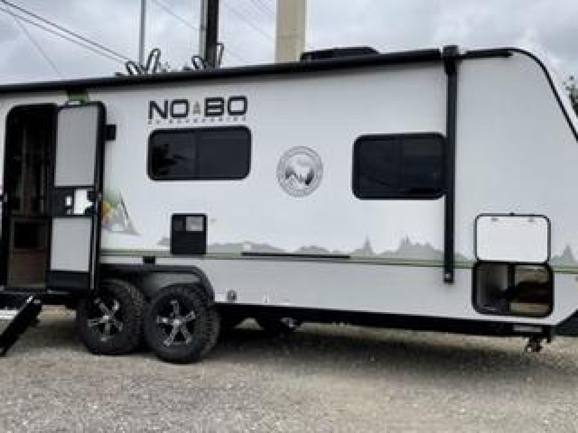 2022 FOREST RIVER NO BOUNDARIES 19.6