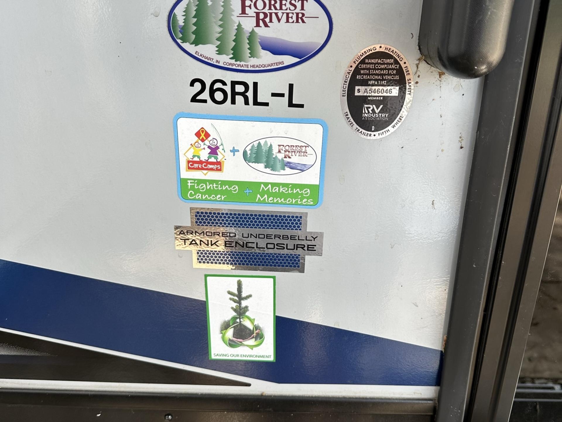 2022 FOREST RIVER ALPHA WOLF 26RL-L