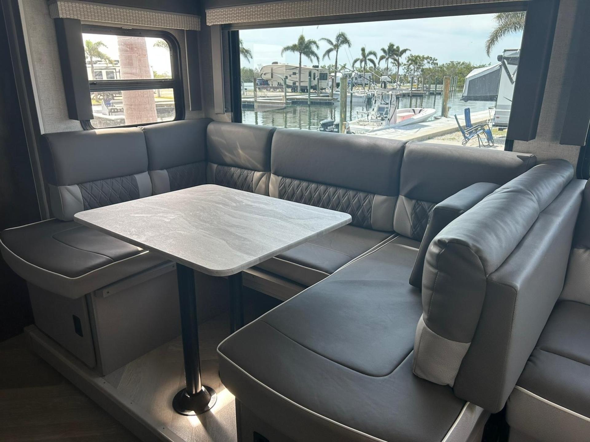 2021 FOREST RIVER WILDWOOD X-LITE 282QBXL