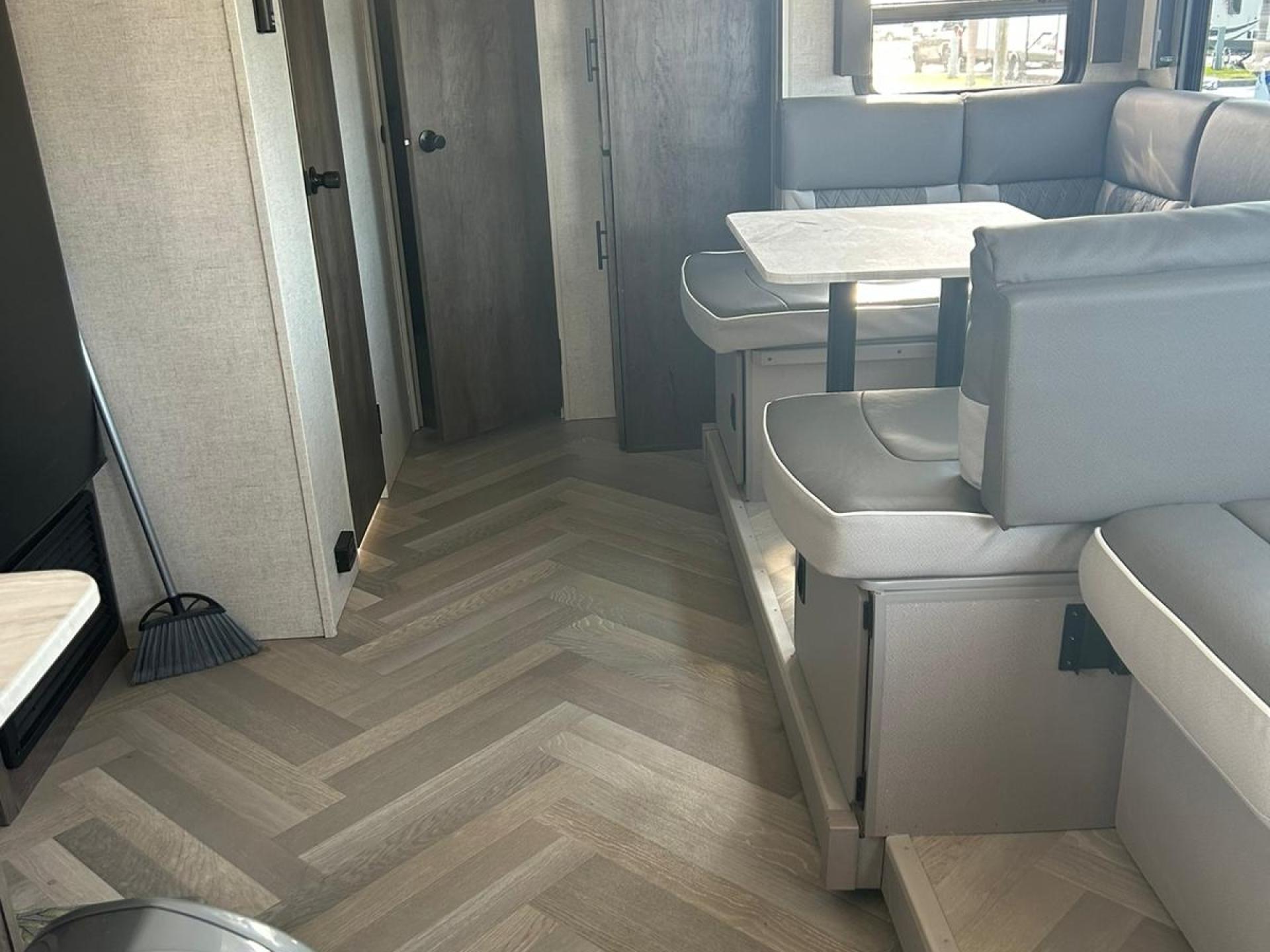 2021 FOREST RIVER WILDWOOD X-LITE 282QBXL